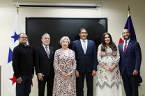 UTP y Embajada de República Dominicana en Panamá.