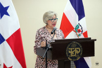 Embajadora del República Dominicana en Panamá.