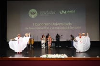 Presentación de la joven Milagros Salcedo junto a Melodías UTP y Sentimientos de mi tierra.