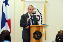 Su Excelencia Itai Bardov, Embajador de Israel en Panamá.