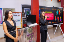 La actividad también incluyó la charla “Sociedad, Castas y Mestizaje”, desarrollada por las estudiantes Jhael González y Madelen Bernal.