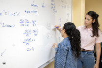 Los cursos son dictados por más de 90 estudiantes utepistas.