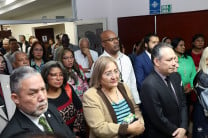 Autoridades asisten a develación de la foto del rector Aizpurúa en galería de rectores 