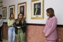 Familiares agradecen acto de develación de la foto del rector Aizpurúa en la galería de rectores