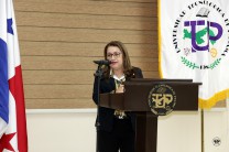 Dra. Lilia Ester Muñoz, Vicerrectora de Investigación, Postgrado y Extensión.