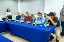 Almacenistas del Campus VLS. Almacenistas del Campus VLS.