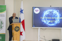 Dr. Armando Jipsion, Decano de la FISC.