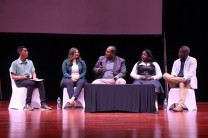 Panel de expertos en Logística. Panel de expertos en Logística.