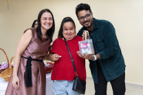 El experto en belleza Rodney Badillo, brindo tips de belleza a todas las participantes.