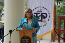 La Mgtr. Cecibel Castrellón Directora de la DGTC.