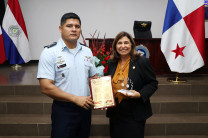 Clausura del IX Diplomado Internacional Técnico Superior en Mantenimiento de Aeronaves.