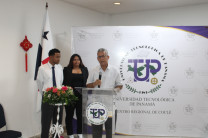 Palabras de bienvenida por el Ing. Efraín Conte, director del Centro Regional de Coclé.