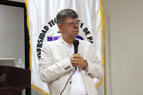 Mgtr. Augusto Palacios.