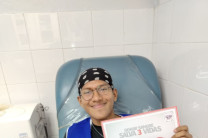 Donación de sangre por parte de los estudiantes de voluntariado.