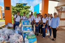 Estudiantes de la FII participan de la entrega de implementos de primera necesidad al ION.