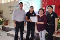 Dr. Francisco Arango, estudiante Jennifer Vázquez, Lic. Elvia Martínez y estudiante Mayelis Valdés
