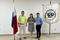 Dr. Francisco Arango, Nicole Ibarra y Juan Carlos Segundo