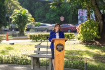 Las palabras de bienvenida estuvieron a cargo de la rectora encargada, Dra. Mirtha Moore, quien exhorto a la comunidad universitaria a brindar lo mejor de cada uno. 