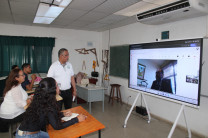 Durante la conferencia 