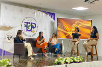 Durante el conversatorio