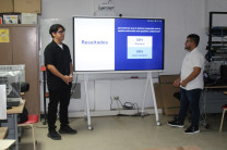 Durante la sustentación del prototipo. 