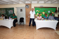 Parte del equipo del Jurado de Elecciones