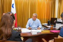 La visita también permitió presentar las ventajas de colaborar con instituciones canadienses en iniciativas de capacitación, desarrollo académico e investigación, además de analizar oportunidades de cooperación y proyectos conjuntos.