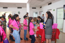Entrega de obsequios 