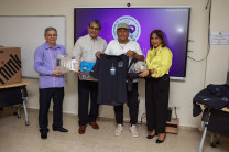 Como parte de la dotación de equipo para sus colaboradores, la UTP entregó uniformes completos a su Departamento de Seguridad Institucional (DSI).