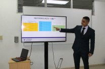 Estudiante Estudiante Fernando José Ramos Murillo, durante su sustentación 