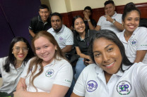 Estudiantes de II° año de la carrera de Ingeniería Civil.