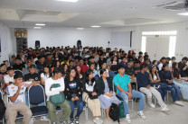 Estudiantes de IVEU Estudiantes de IVEU