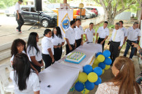Estudiantes de la FII junto a Docentes.