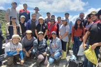 Estudiantes en la cima de Cerro Gaital