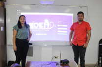 Estudiantes Evan González y Ángela Carrión.