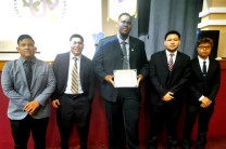Estudiantes ganadores de la  Facultad de Ingeniería de Sistemas Computacionales en Coclé