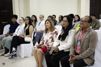 La vicerrectora Académica, Dra. Mirtha Moore y las autoridades de la Vicerrectoría de Vida Universitaria asistieron al evento.
