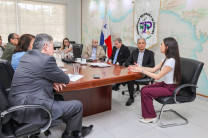 Dialogo entre los presentes. Dialogo entre los presentes.
