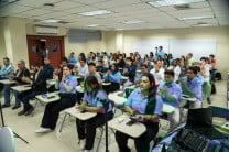 Estudiantes de II año de la carrera de Técnico en Ingeniería con en Electrónica Biomédica.