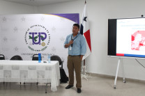 Expositor, Ing. Manuel López, de Mi Ambiente.