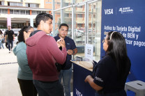 Estudiantes de diferentes facultades visitaron la feria.