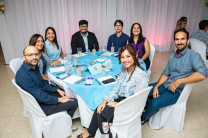 Egresados y amigos de la FIE.