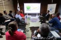 El Ing. Jahir Calvo, de la Unidad Especializada en Rankings Universitarios de DIPLAN, expone aspectos relacionados con la evaluación de sostenibilidad institucional y la participación de la UTP en rankings universitarios internacionales.