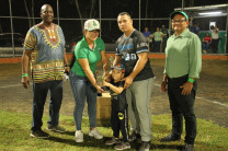 Jorge Santos (Tiburones) de Transporte.
