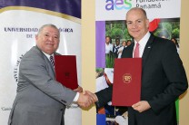Convenio marco de cooperación entre la UTP y AES Panamá.