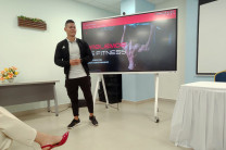 Josué González, entrenador personal de la UTP.