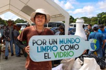 Se organizó un stand en conjunto con los grupos ambientalistas AMBISA y Grupo Vical.