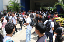 Más de 1,700 estudiantes asisten a este curso en el Campus Central Dr. Víctor Levi Sasso.