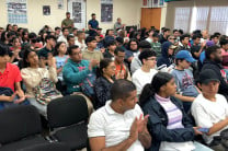 Estudiantes de la FISC, participan de las conferencias de Python.