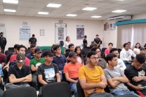 Estudiantes participan de las conferencias en conmemoración del Día del Programador.